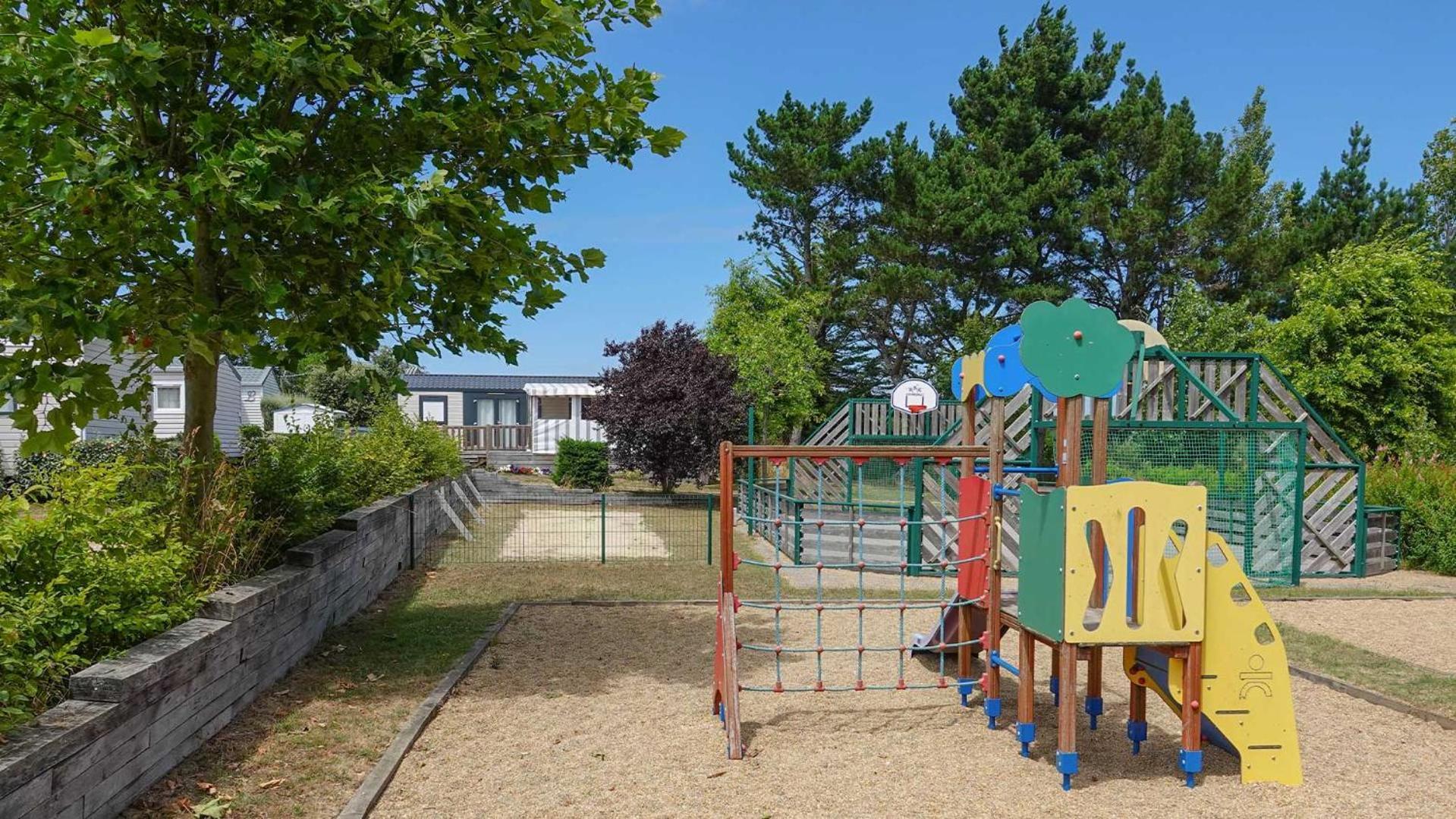 Le Dolmen, Carnac, Morbihan Campsite 4*